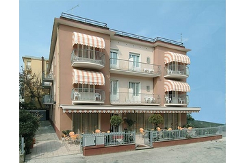 Itálie Hotel Marebello di Rimini, Exteriér